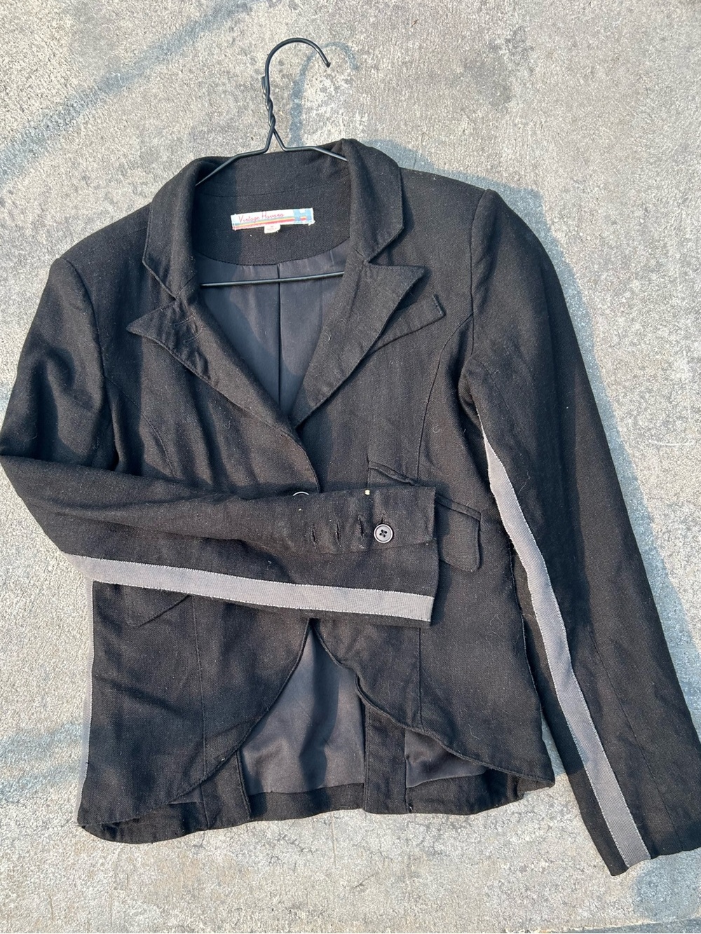 Linen Vintage Havana Black Blazer with Gray Sleeve Stripe - Picture 1 of 2